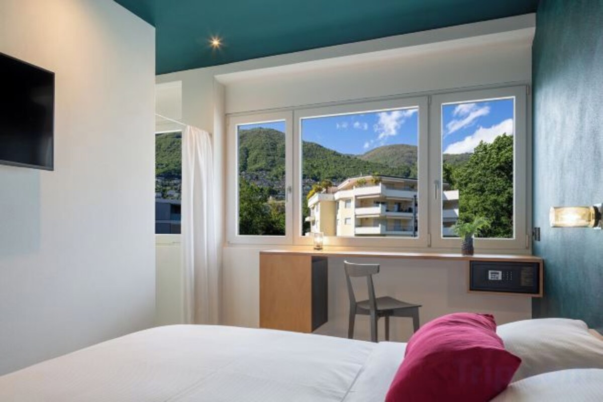 Connecting Room With Mountain View
