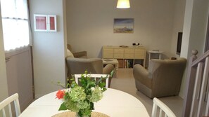 Interior - HOUSE OF THE PREY. INDEPENDENT HOUSE IN THE SIERRA DE GUADARRAMA (La Pradera de Navalhorno)