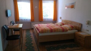 Double Room | 1 bedroom, free WiFi, bed sheets