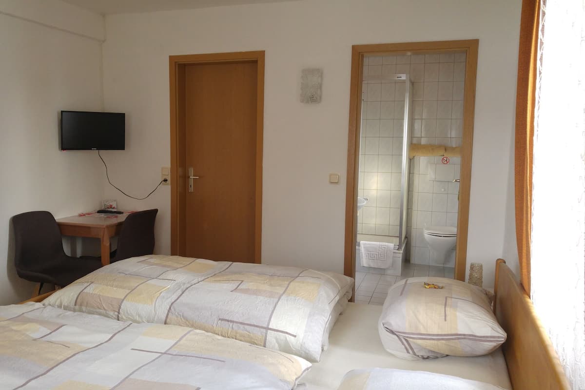 Double Room | 1 bedroom, free WiFi, bed sheets