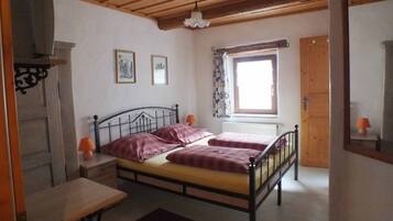 Double Room | 1 bedroom, free WiFi, bed sheets