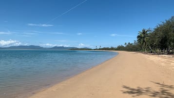 Beach nearby, sun-loungers