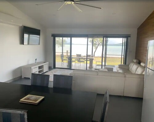 Sinclair Bay Resort (Unit 2) - Peaceful waterfront retreat on private estate