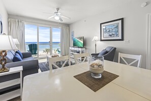 Smart TV, DVD player