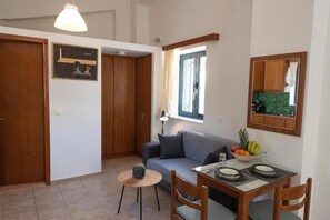 Smart TV - CAMARA STUDIO A  (chania)