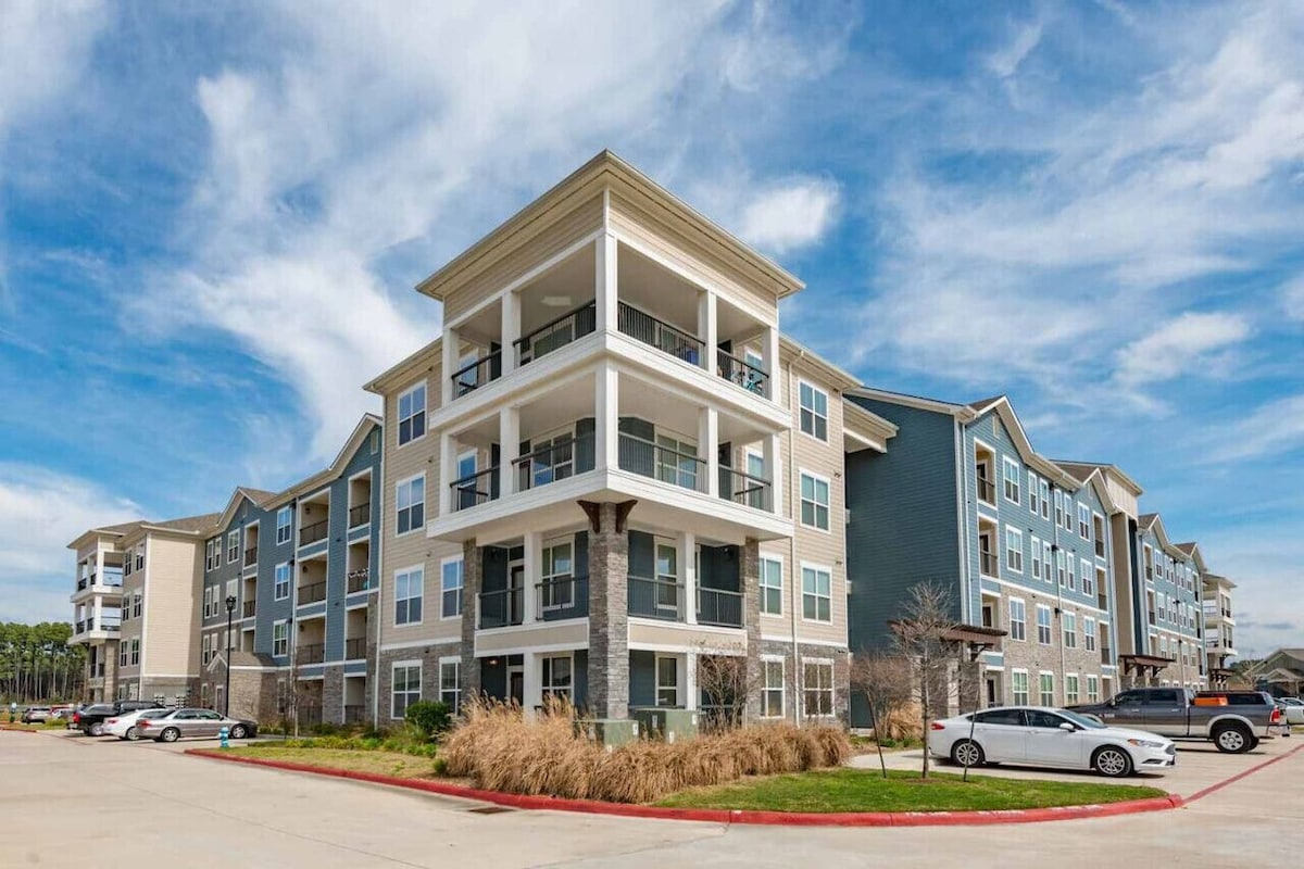 Photo 36 of Luxurious Apartment Living in Tomball, TX
