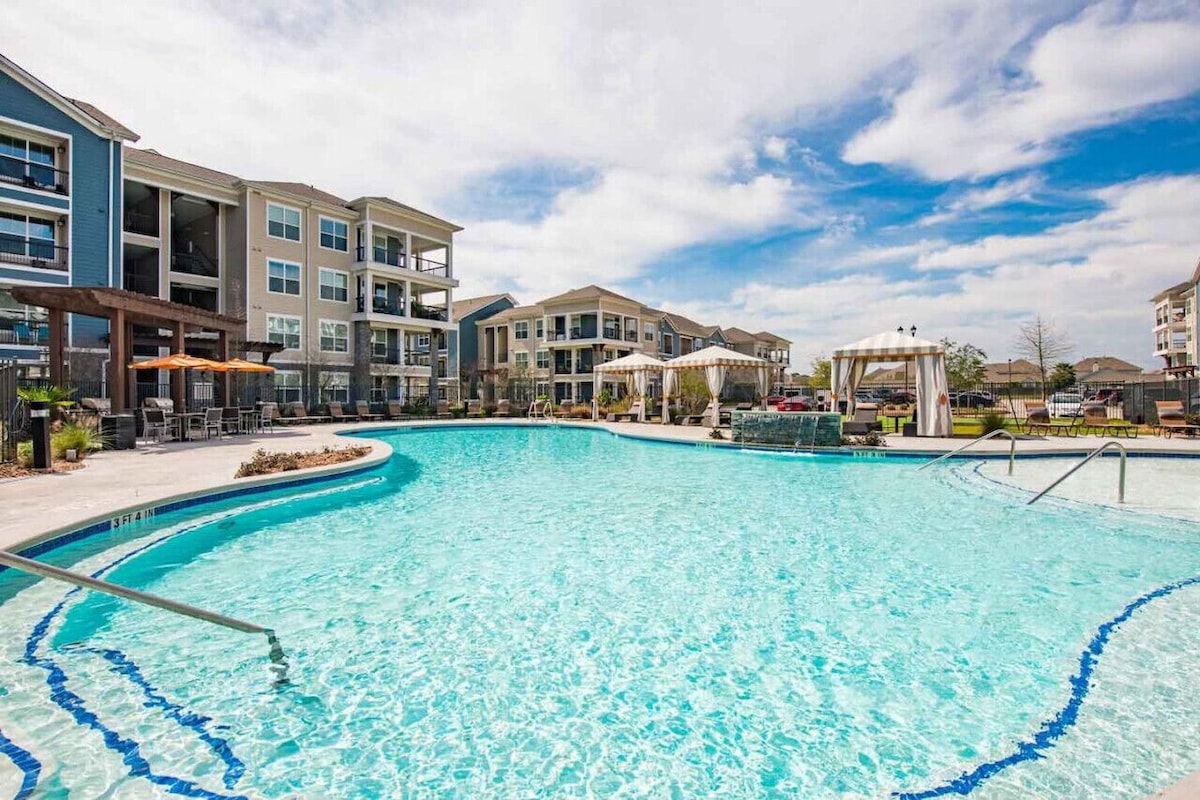 Photo 49 of Luxurious Apartment Living in Tomball, TX