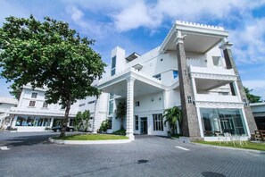 Exterior - The Kings Bay Hotel (Negombo)