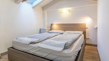 2 Schlafzimmer, Bügeleisen/Bügelbrett, kostenloses WLAN, Bettwäsche