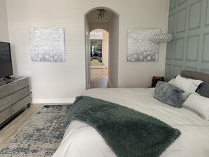 4 quartos, escrivaninha, ferros/tábuas de passar roupa, Wi-Fi