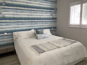 4 bedrooms, desk, iron/ironing board, WiFi