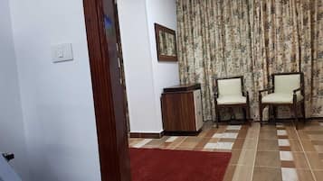 1 bilik tidur, peralatan tempat tidur premium, tilam berlapik, bar mini