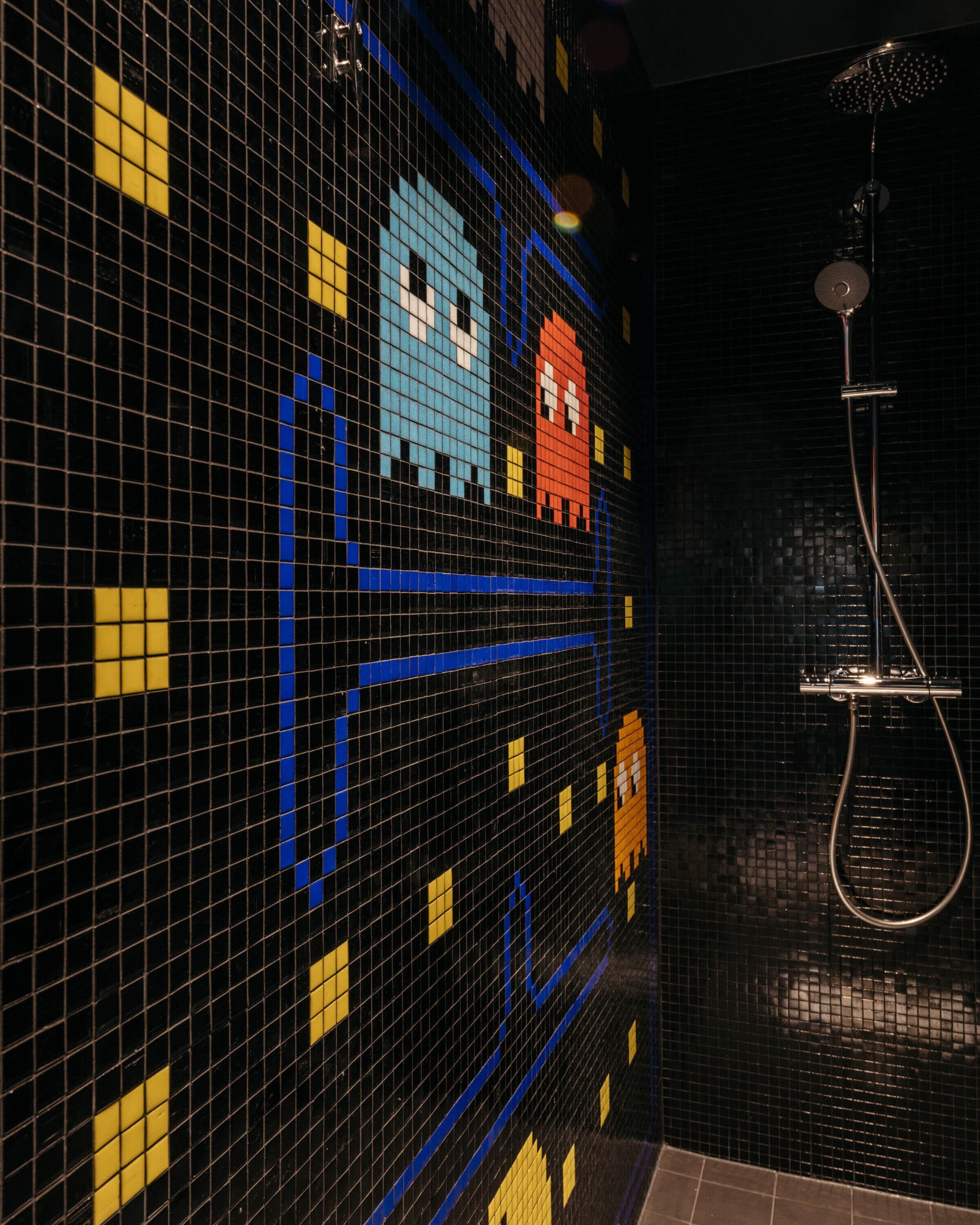 game city studio | bathroom | shower, rainfall showerhead, free toiletries, hair dryer