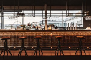 Bar (in der Unterkunft)