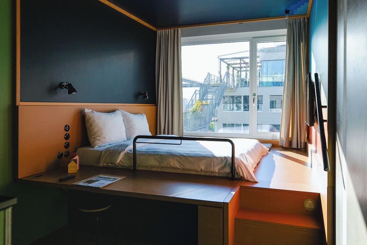 Habitación Confort doble | Ropa de cama de alta calidad, caja fuerte, wifi gratis y ropa de cama