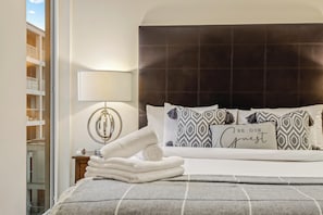 1 chambre, coffres-forts dans les chambres, bureau