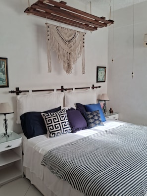 1 bedroom, in-room safe, iron/ironing board, free WiFi