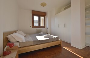 Apartment | 2 Schlafzimmer, individuell dekoriert, individuell eingerichtet