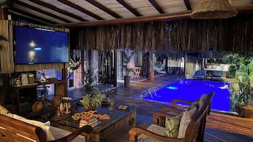 TV de tela plana 32 polegadas com canais a cabo, TV