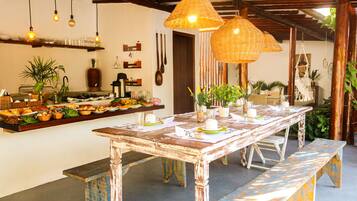 Gratis morgenmadsbuffet hver dag