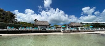 Beachside Unit 14 - Key Colony