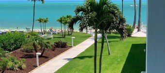Beachside Unit 34 - Key Colony