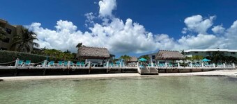 Beachside Unit 23 - Key Colony