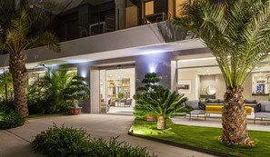 Property entrance - Blue Line Apartment Hotel (Villajoyosa)