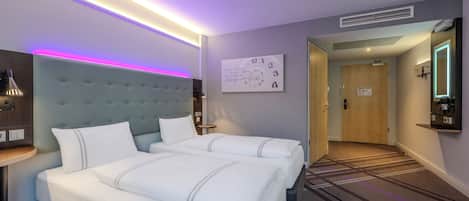 Insonorización, wifi gratis y ropa de cama