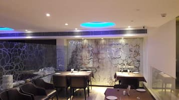 Daily continental breakfast (INR 200 per person)