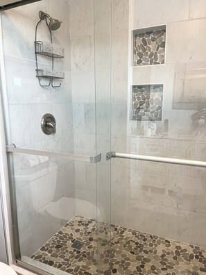 Towels - Beautiful Bayside Townhome in Fenwick Landing- long weekends avail- LINENS INCL (fenwick island)