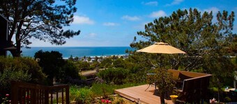 Relax & Enjoy the Ocean Views at SeaView Cottage!