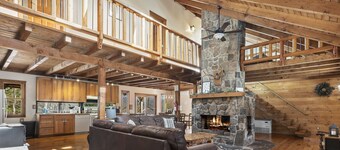 Peaceful Cabin - 10 Acres - Wildlife - Hot Tub - Huge Fireplace - Protected Land