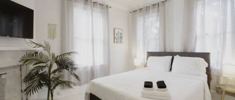 3 Schlafzimmer, Schreibtisch, Bügeleisen/Bügelbrett, kostenloses WLAN