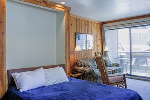 Murphy Bed - SkyRun Vacation Rentals Park City