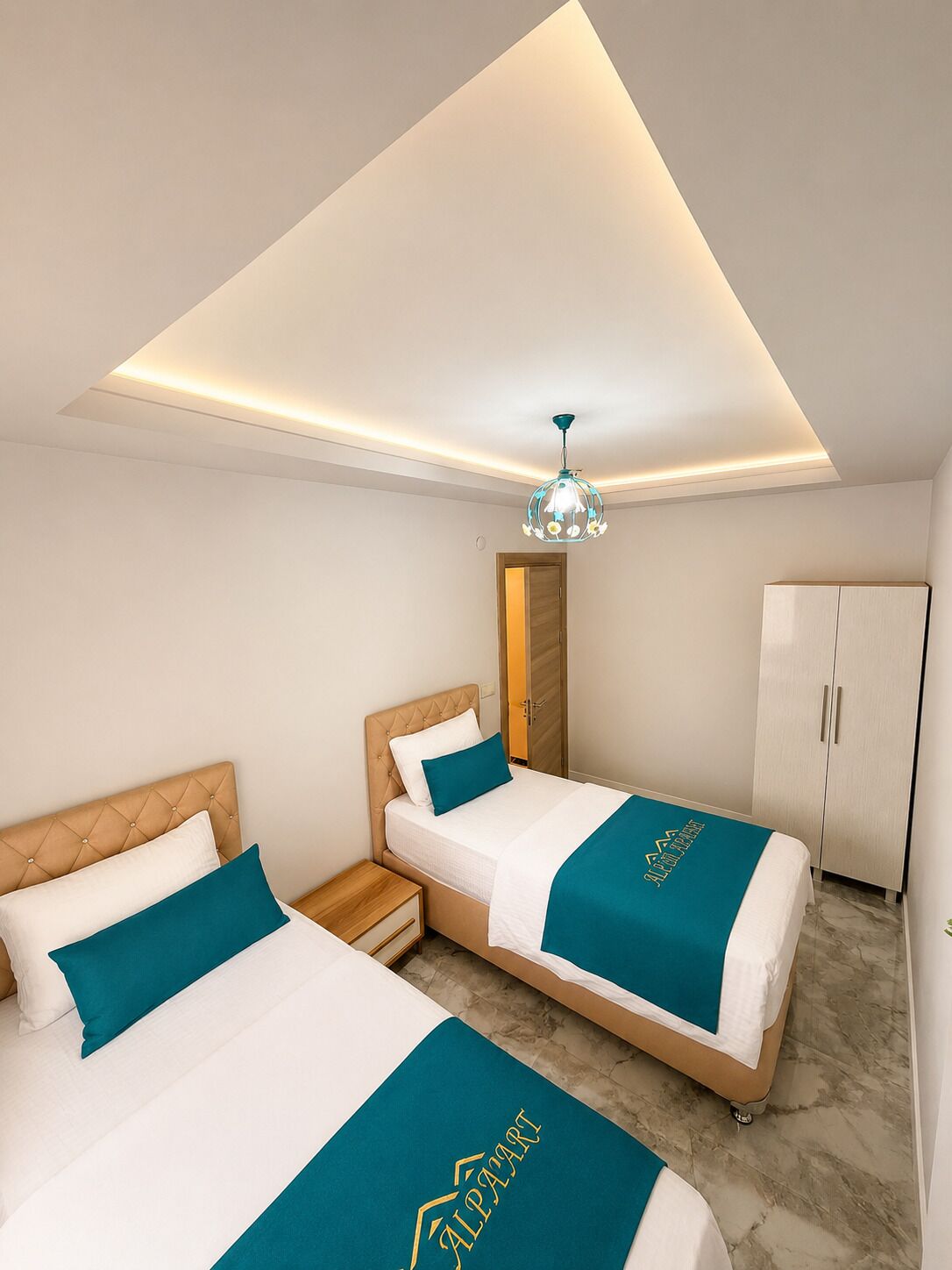 Apartamento, 2 habitaciones | Ropa de cama de alta calidad, escritorio, sistema de insonorización