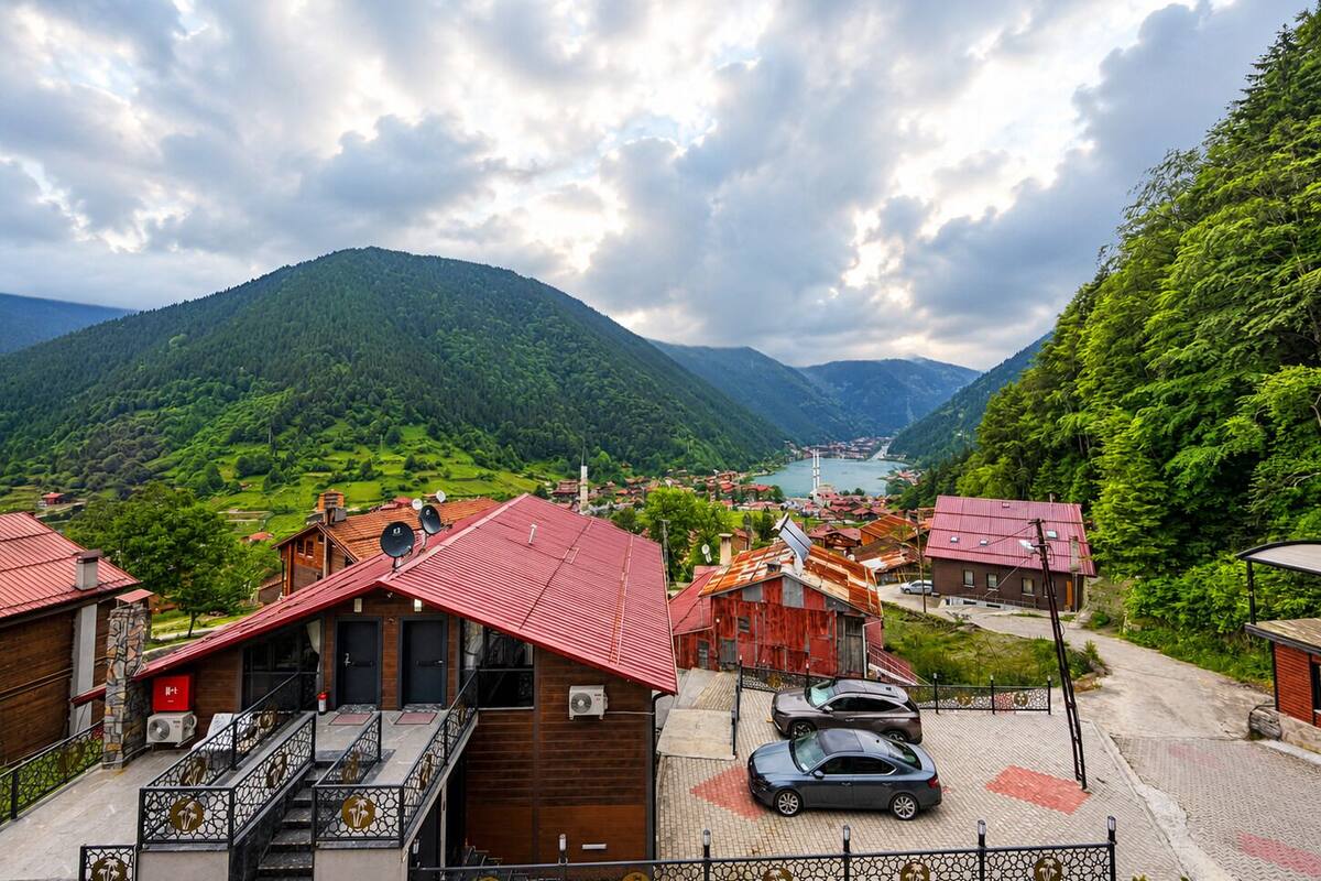 Apartment, 3 Bedrooms, Lake View | Lake view