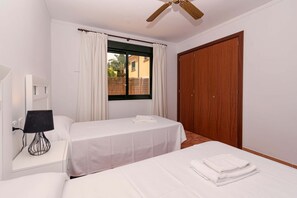 5 bedrooms, in-room safe, iron/ironing board, travel cot