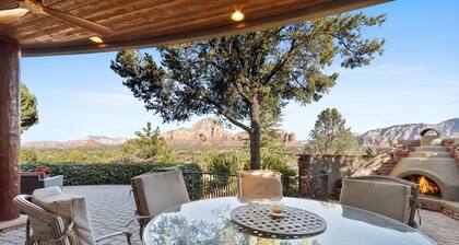 Peaceful Red Rock Escape w/ Panoramic Views, Hot tub