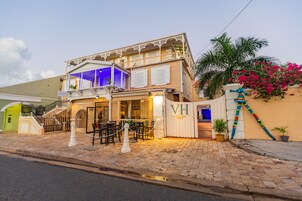 Fachada da propriedade