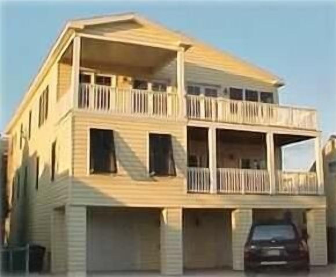 Luxury Multi-Family Ocean Block Home in Dewey