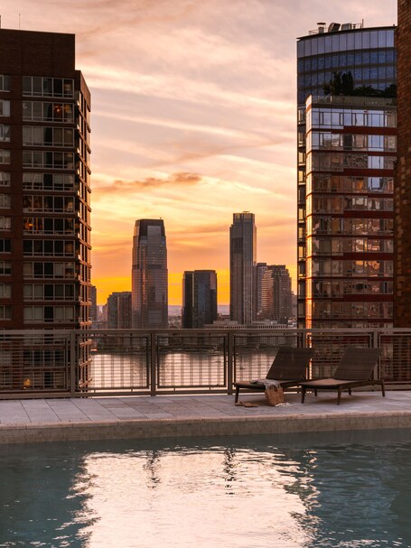 Sonder Battery Park - Image 15