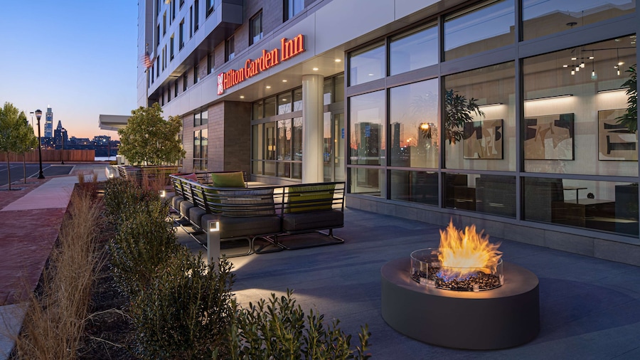 Hilton Garden Inn Camden Waterfront Philadelphia