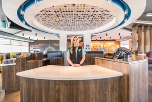 Reception - Tru By Hilton Midland (Midland)