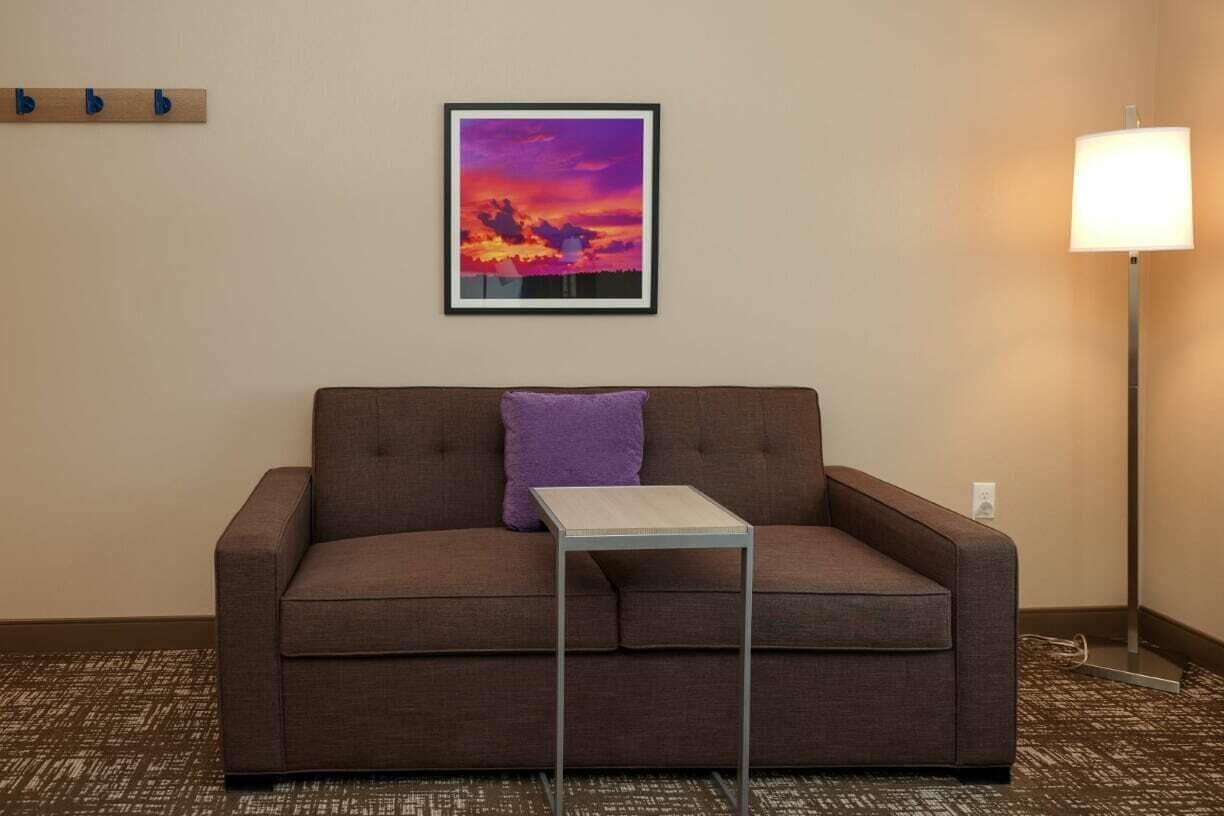 premium bedding, in-room safe, desk, free wifi