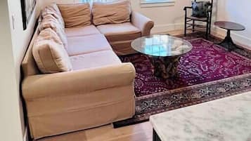 Televisio, työhuone