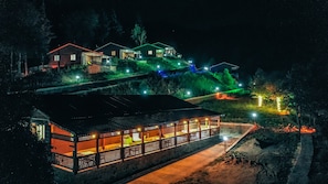 Restaurant - Danzot Tatil Köyü (Ardanuç)