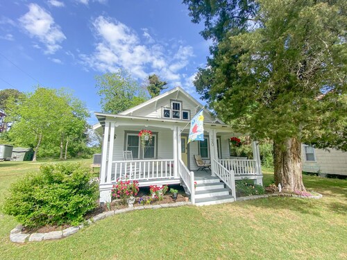 Vintage Cottage in Wanchese