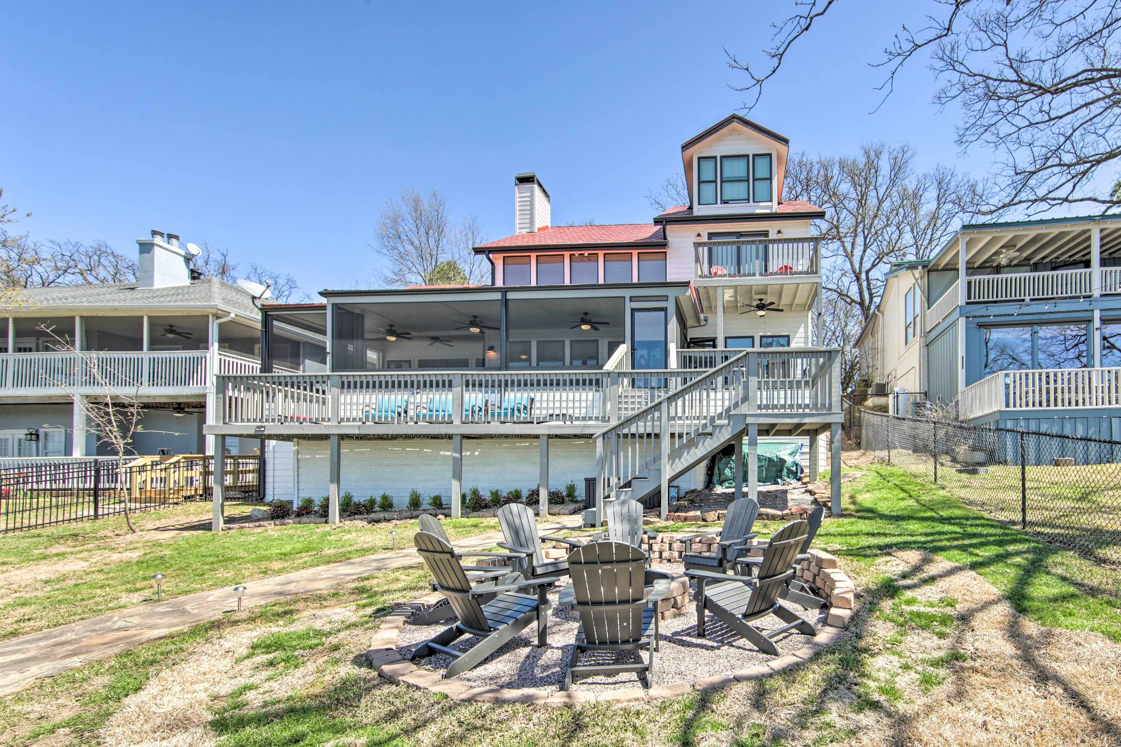 'Point of View' Cedar Creek Lake Home: Dock!