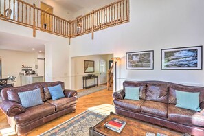 TV, fireplace, DVD player, books - Peaceful Pisgah Mountain Getaway w/ Hot Tub! (Pisgah Forest)